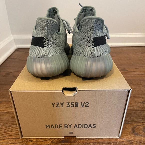 Yeezy Boost 350 V2 “Salt” - Picture 5 of 7